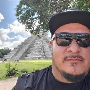 Meet your Posher, Omar